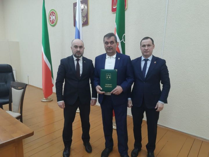 Теләче муниципаль район башлыгының Мактау грамотасы бирелде