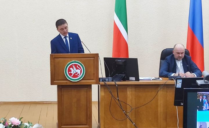 Район  активы белән чираттагы   киңәшмә үтте