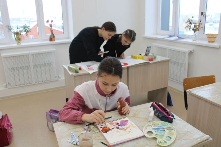 Россия Социаль фонды Татарстан Республикасы бүлегенең “Рәсем яса, Казан!” социаль проектында 400гә якын бала һәм өлкәннәр катнашты