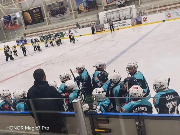 Команданы чын күңелдән котлыйбыз