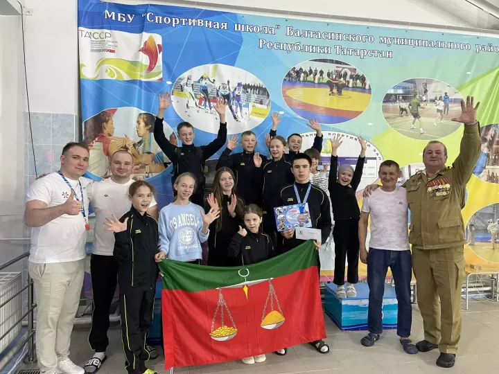 Әфганстан, Чечня һәм МХО да катнашучылар истәлегенә багышланган йөзү ярышында катнаштылар