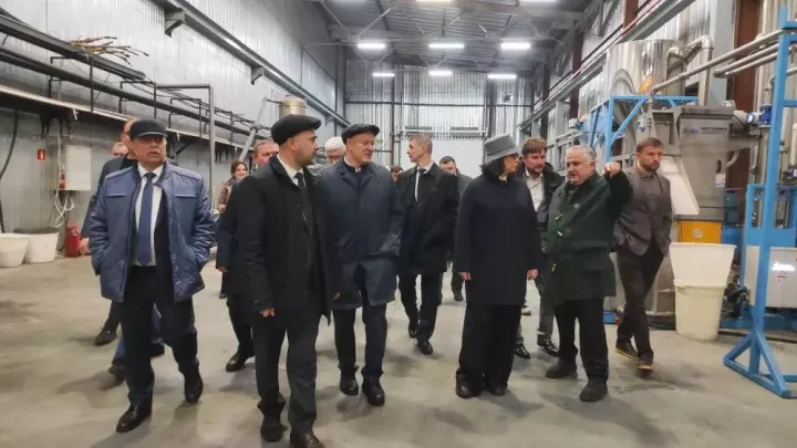 Теләче форумда катнашучыларны каршы алды