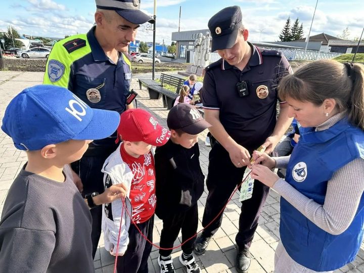 Теләчедә хәвефсез җәй: балалар юл хәрәкәте кагыйдәләренә өйрәнә