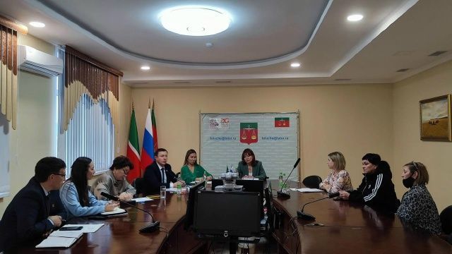 Теләчедә балалар хокукларын саклау мәсьәләләре буенча киңәйтелгән  киңәшмә  узды